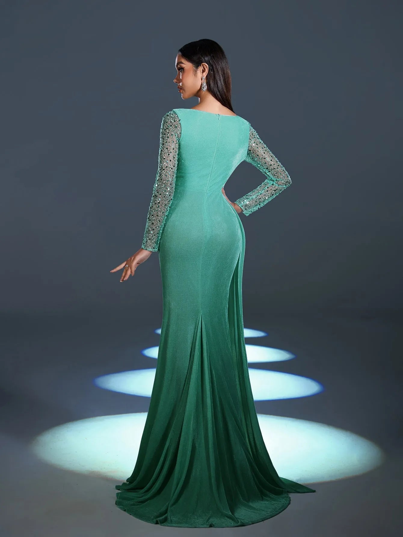 Elegant Sweetheart Neck Contrast Sequin Mermaid Hem Velvet Evening Dress