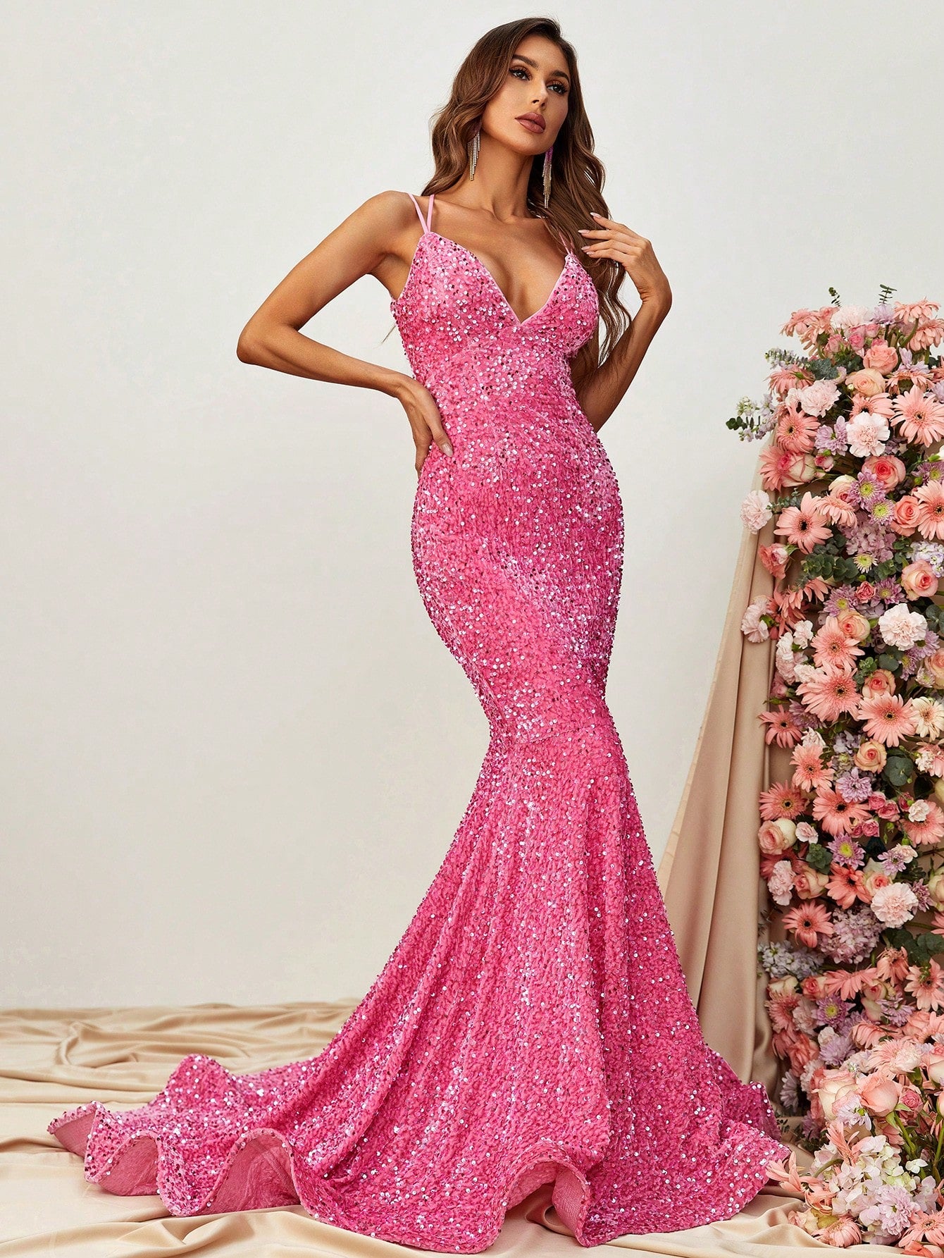 Elegant Spaghetti Strap Sleeveless Sequin Mermaid Dresses