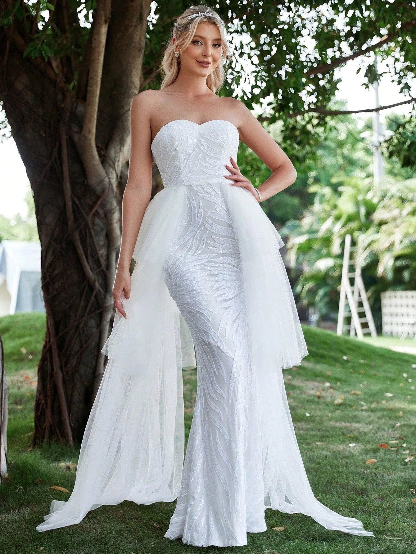 Contrast Mesh Mermaid Hem Sequin Tube Wedding Dress