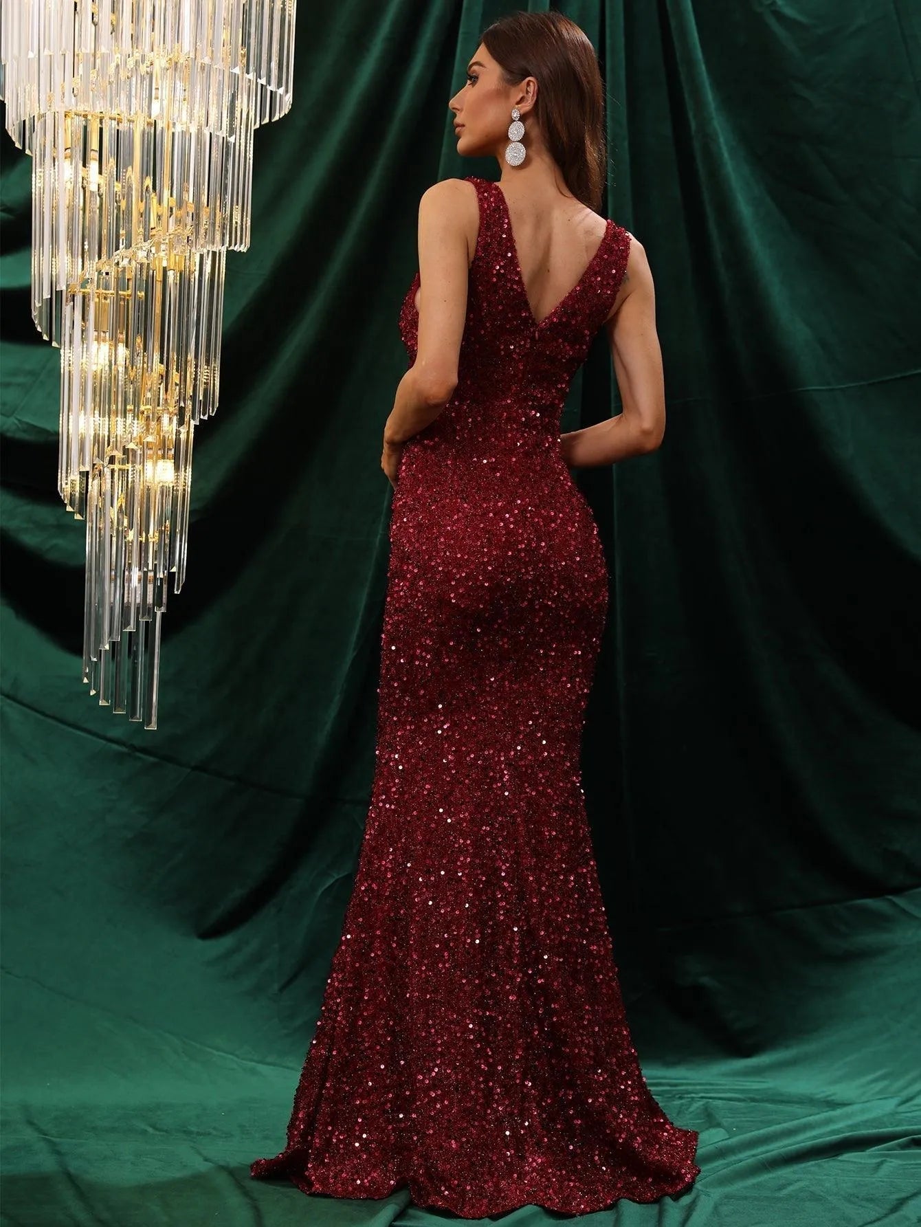 Plunging Neck Mermaid Hem Sequin Formal Dress