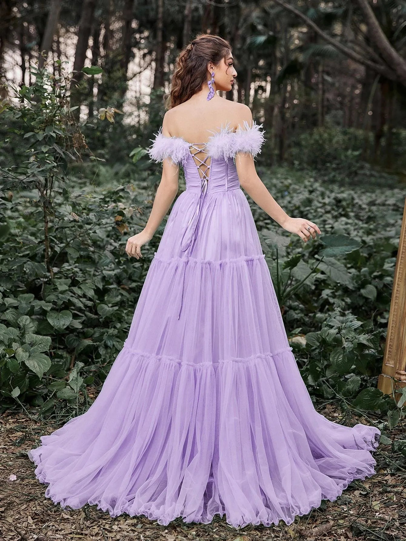 Elegant Feather Trim Off Shoulder Layered Tulle Prom Dress