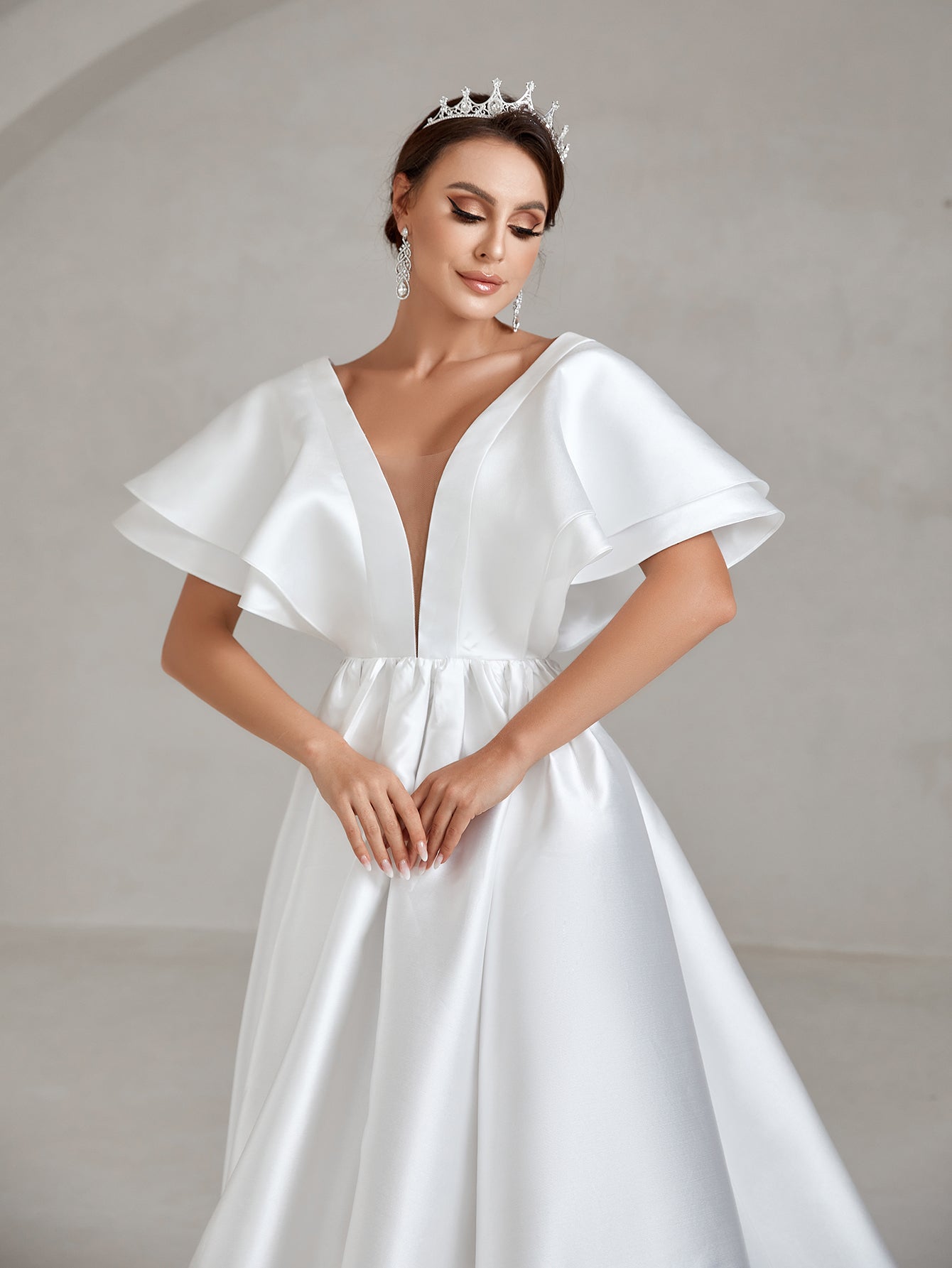 Backless Ruffle Layered Sleeve Wedding Dress