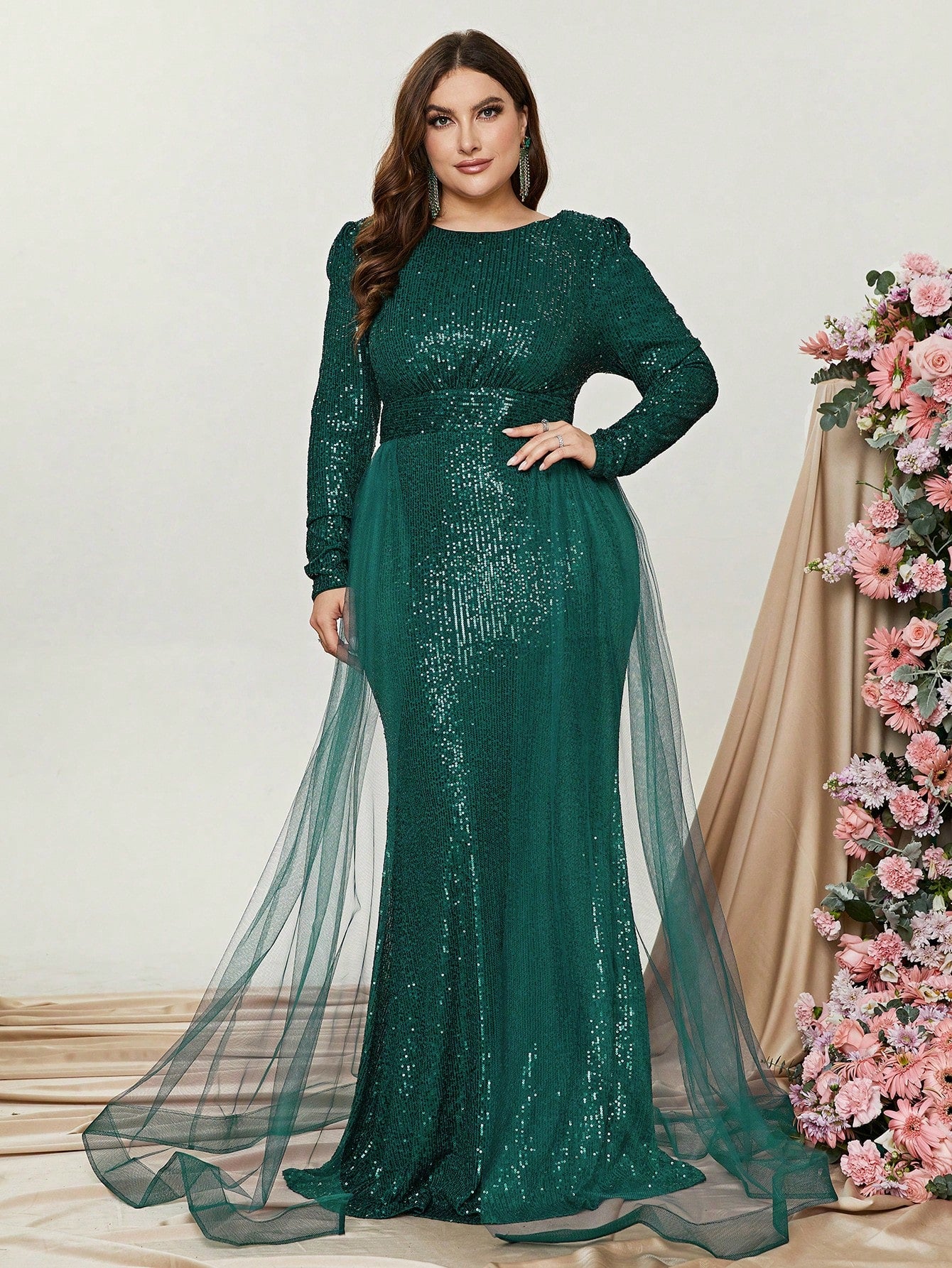 Long Sleeve Sequin Mermaid Dresses With Mesh Layer on Waist