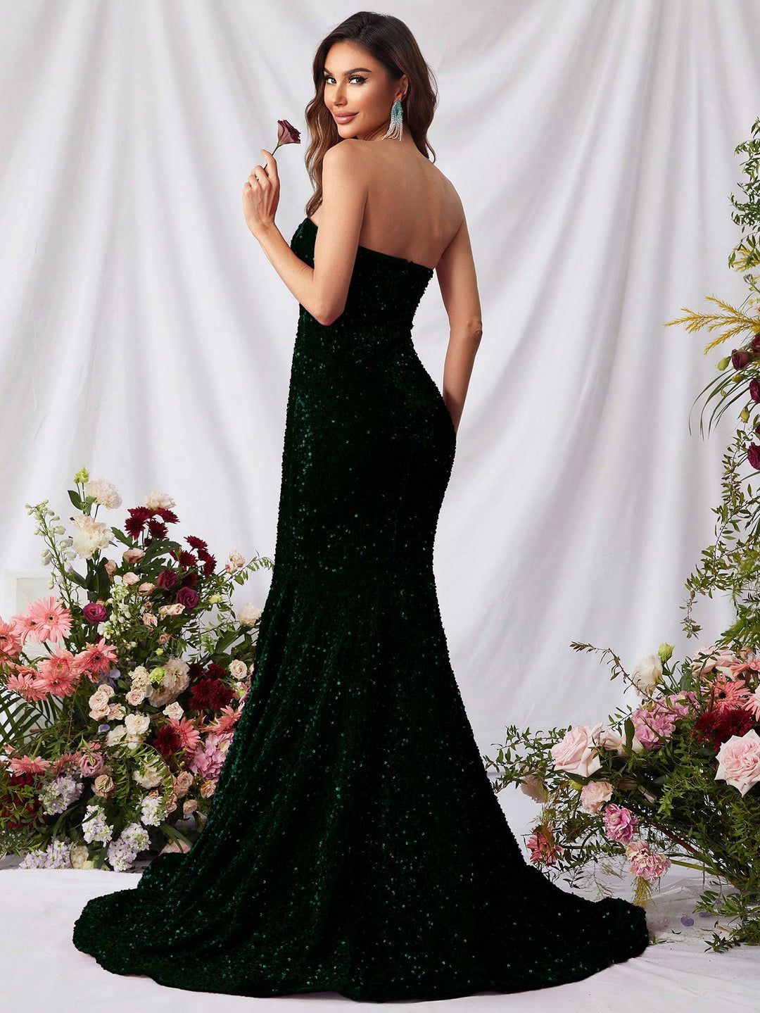 Elegant Tube Sleeveless Sequin Mermaid Formal Dress