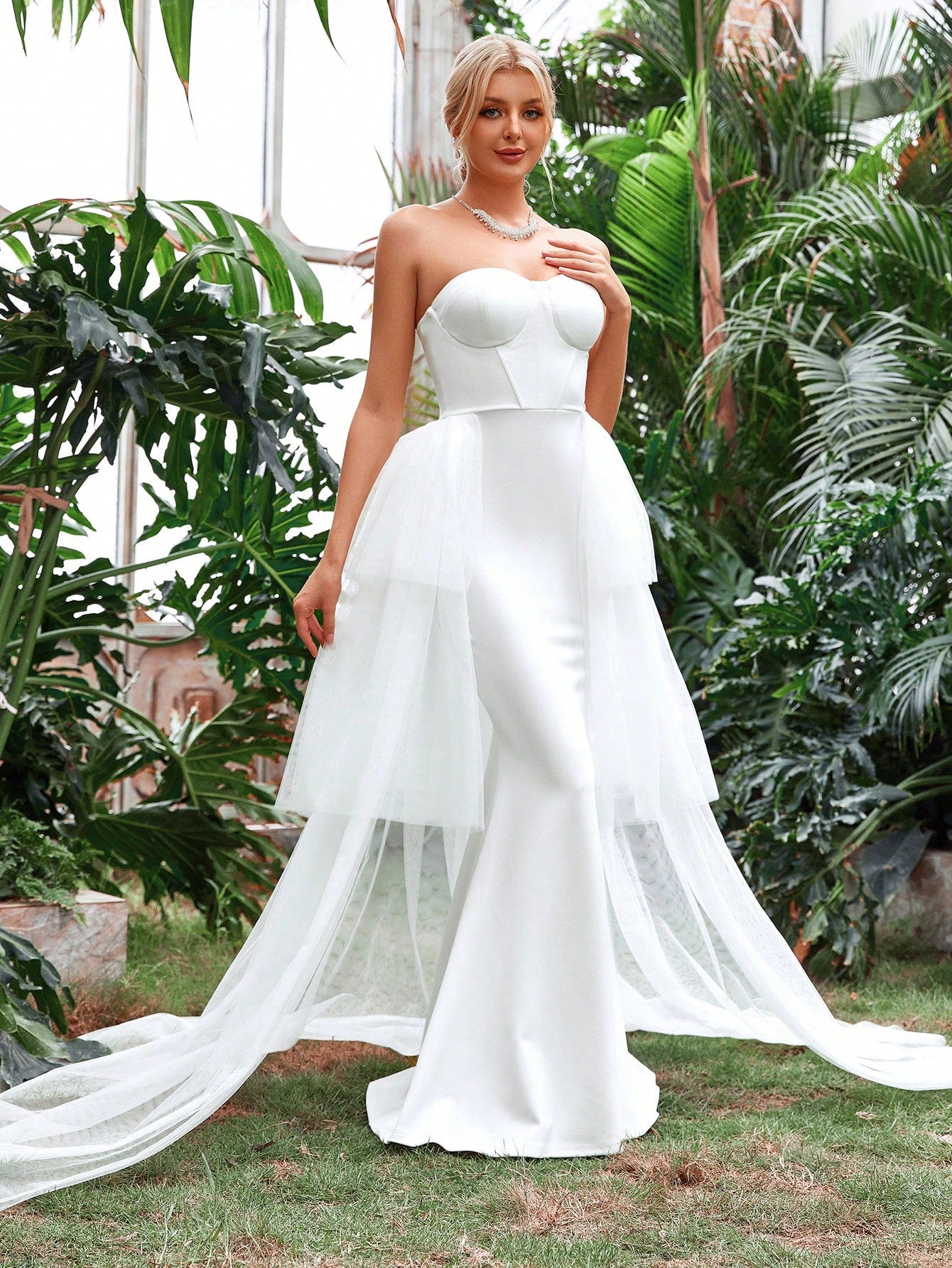 Mesh Overlay Mermaid Hem Tube Wedding Dresses