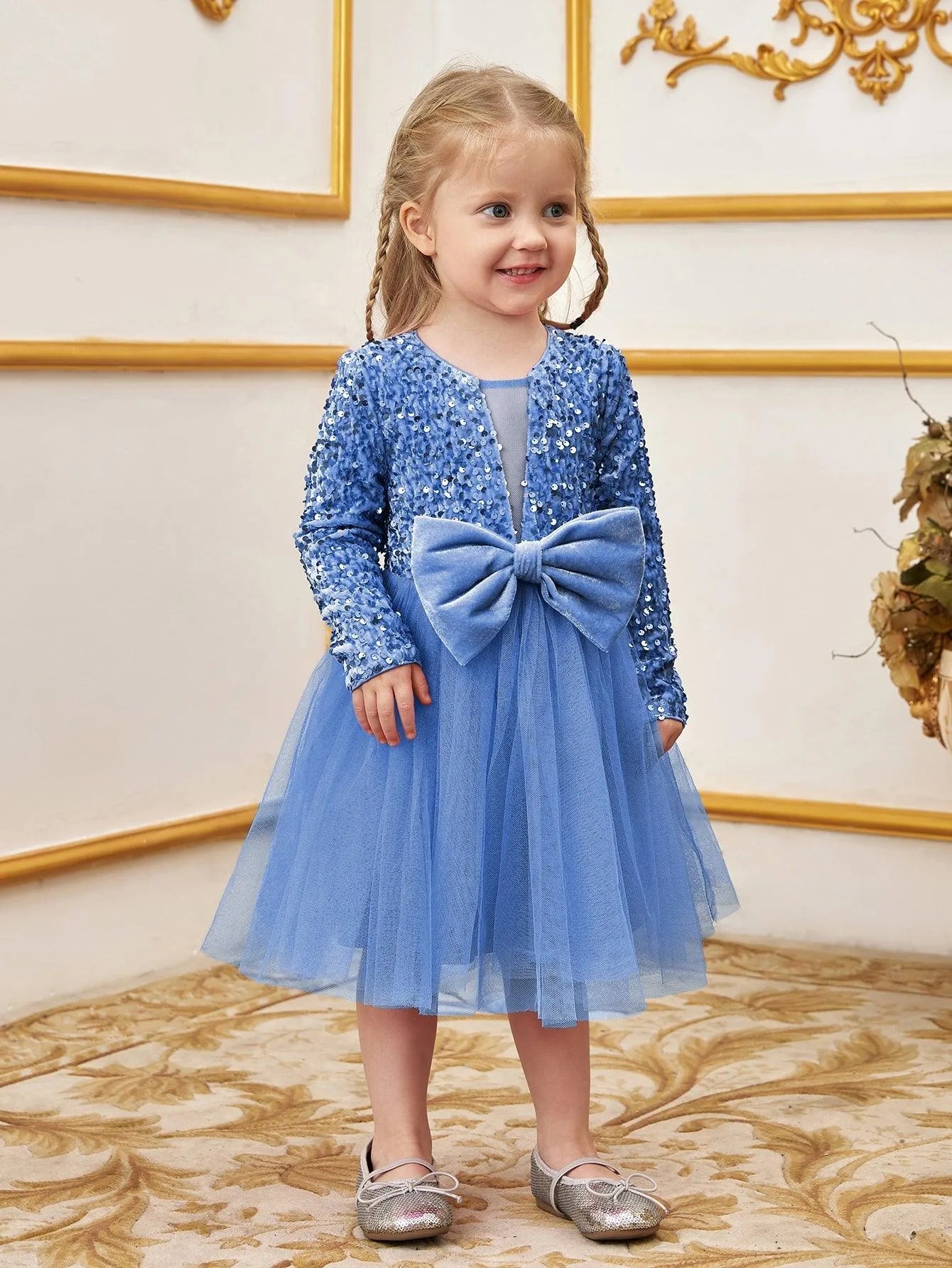 Young Girls' Cute Bow Front Long Sleeve Party Dress