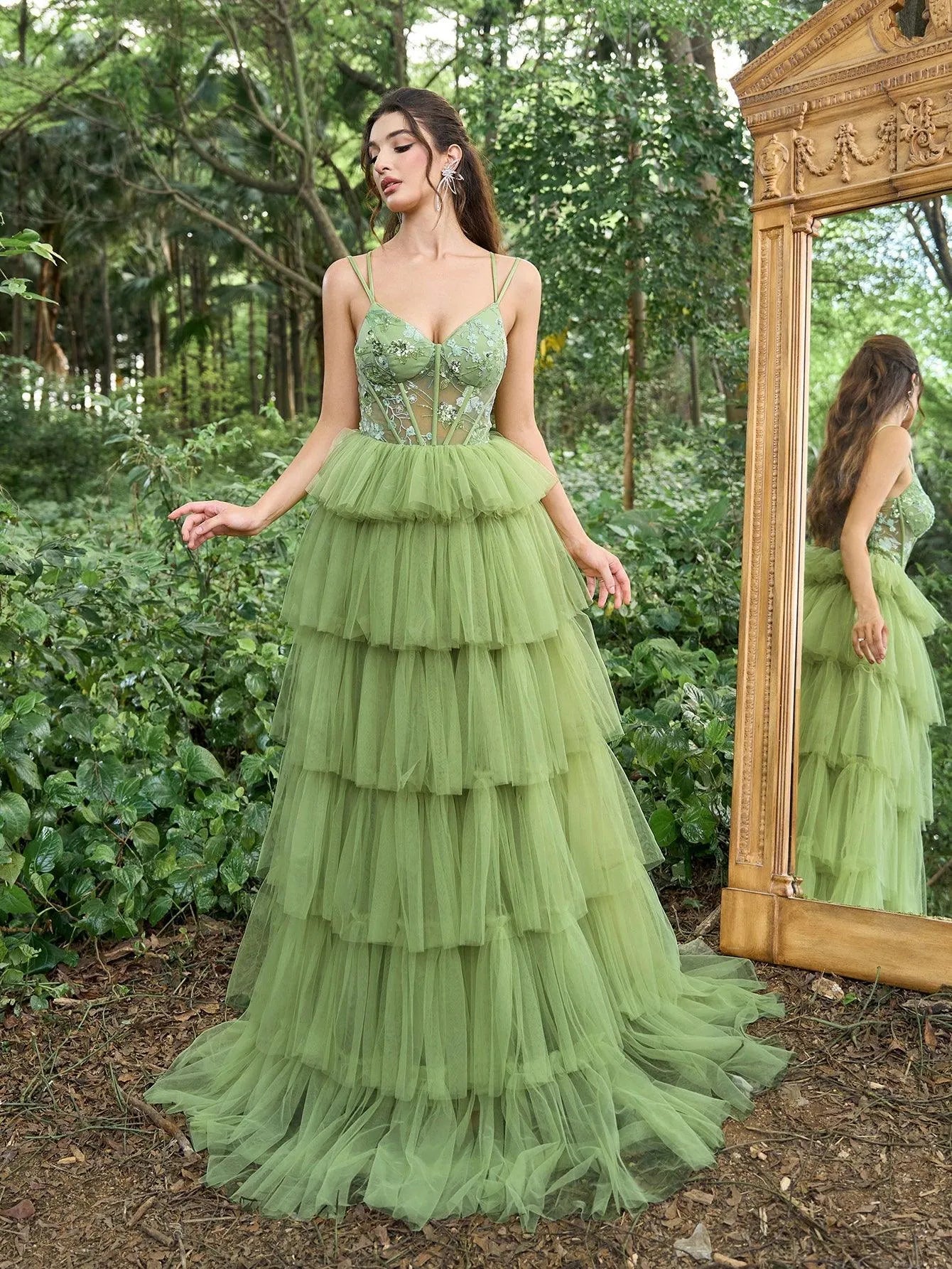 Gorgeous Floral Bodice Contrast Cascading Ruffle Hem Tulle Prom Cami Dress