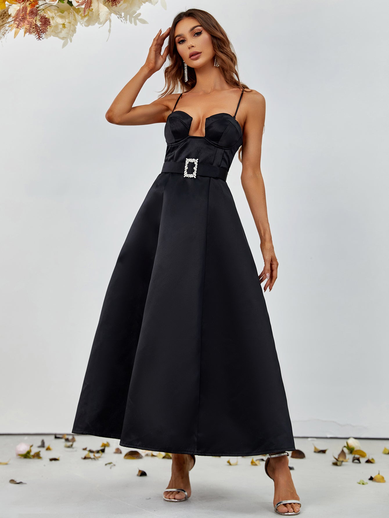 Elegant Spaghetti Strap Satin A Line Gown