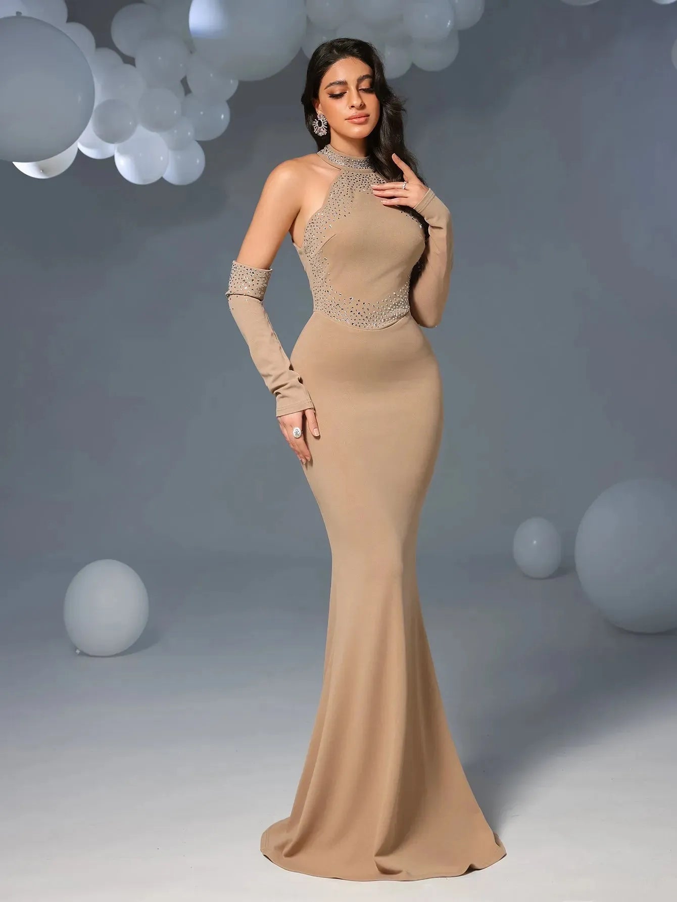 Elegant Rhinestone Detail Halter Neck Mermaid Hem Evening Dress