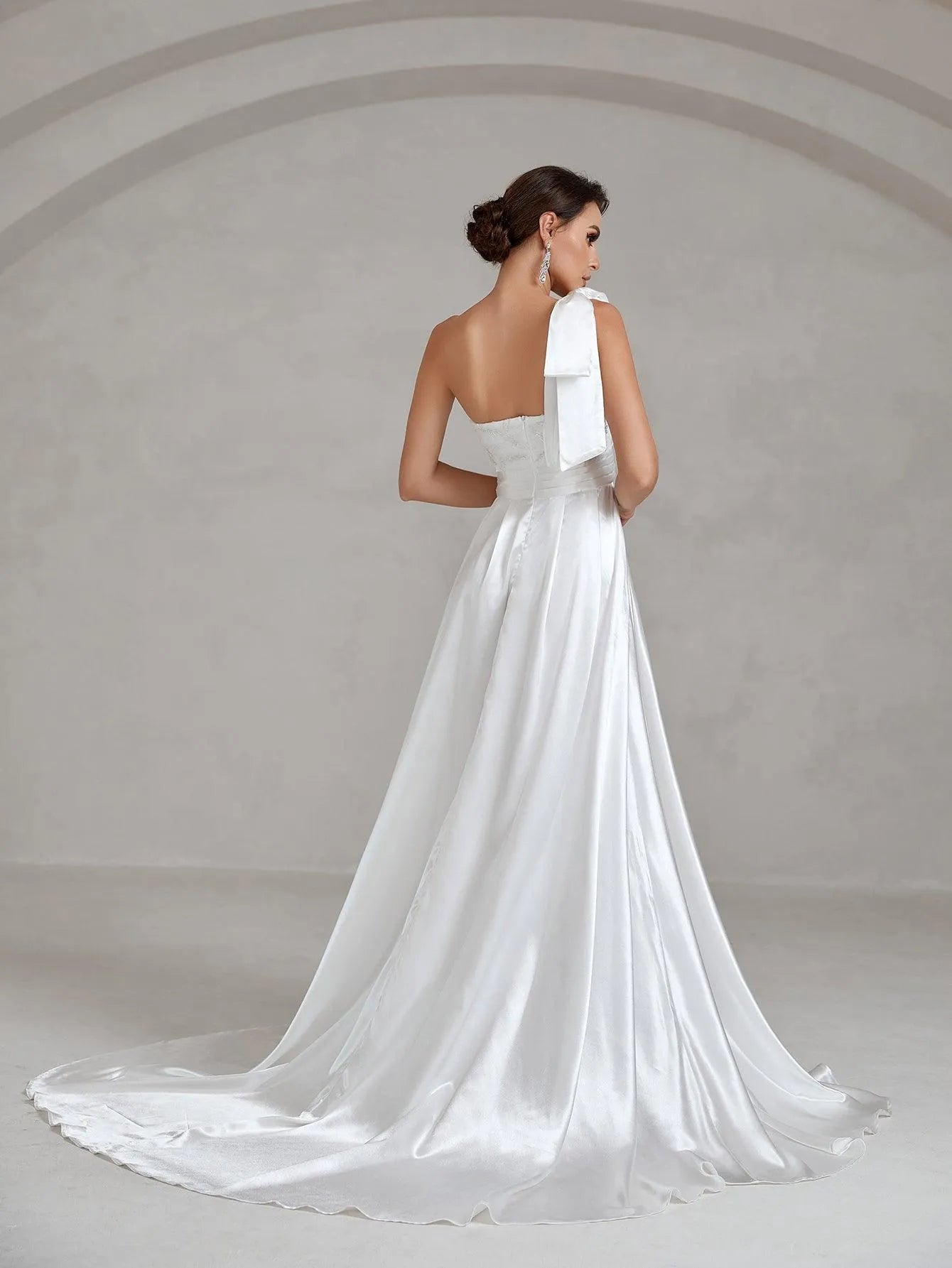 One Shoulde Floor Length Satin Wedding Dress