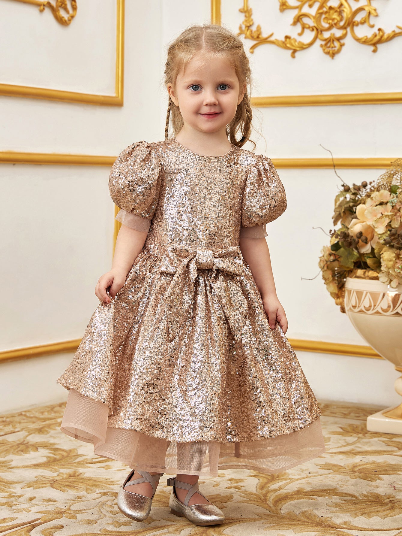 Young Girls' Cute Bow Front Puff Sleeve Sequin Party Dress