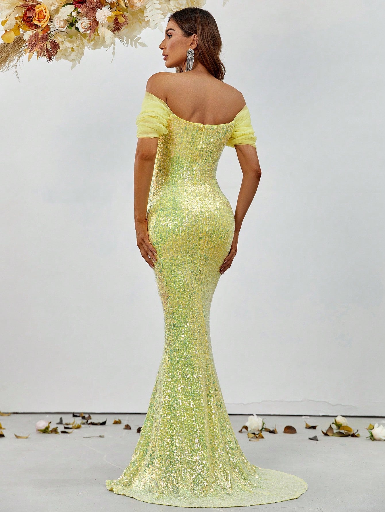 Off Shoulder Sweetheart Neckline Sequin Mermaid Dresses