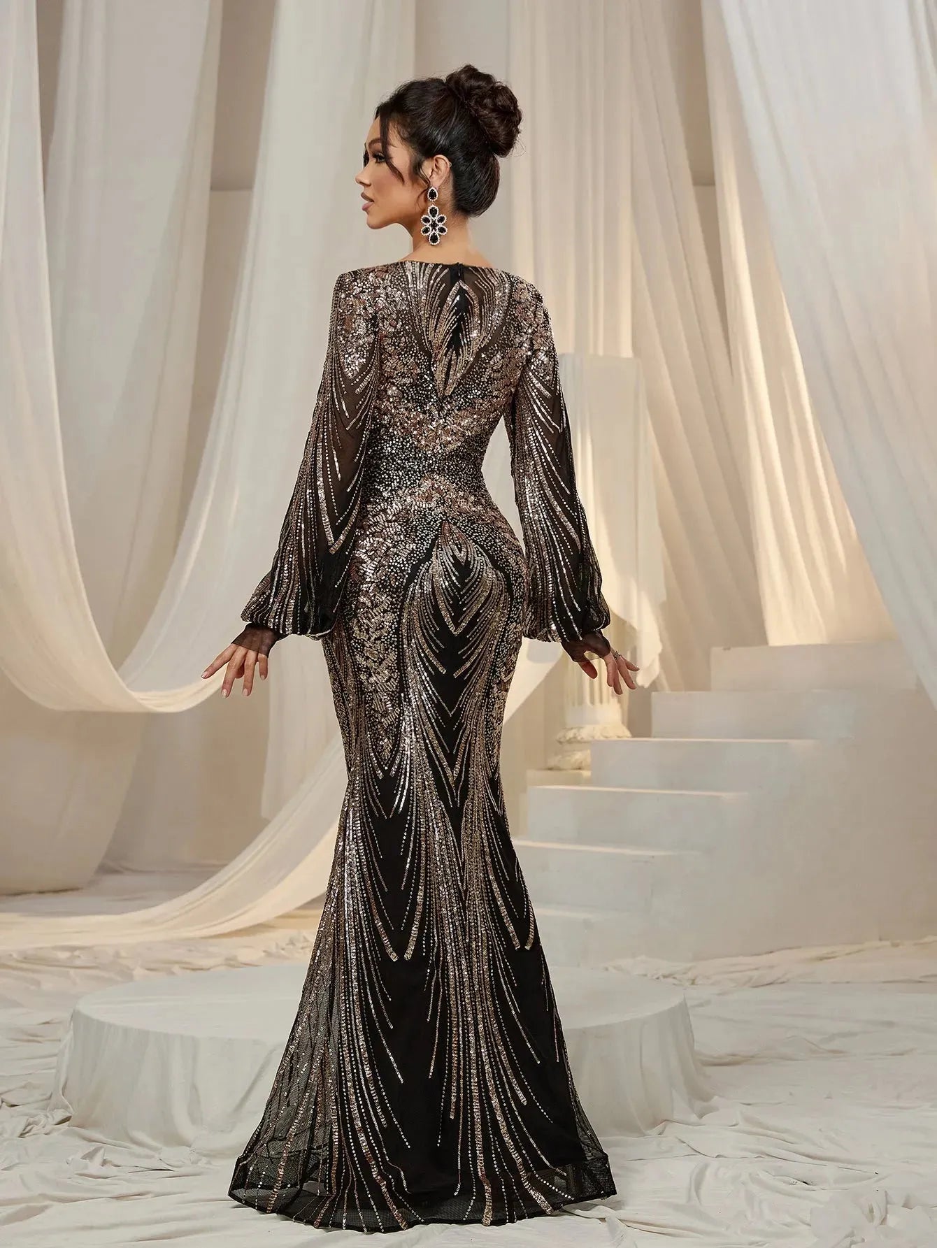 Gorgeous Lantern Sleeves Mermaid Hem Graphic Sequin Evening Dress