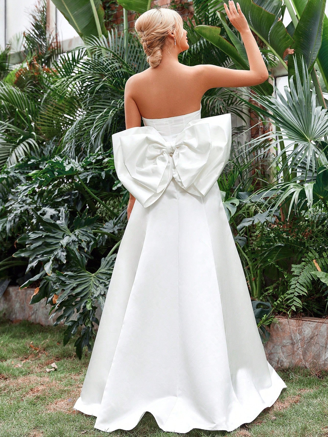 Satin Tube Wedding Dress With Big Bow