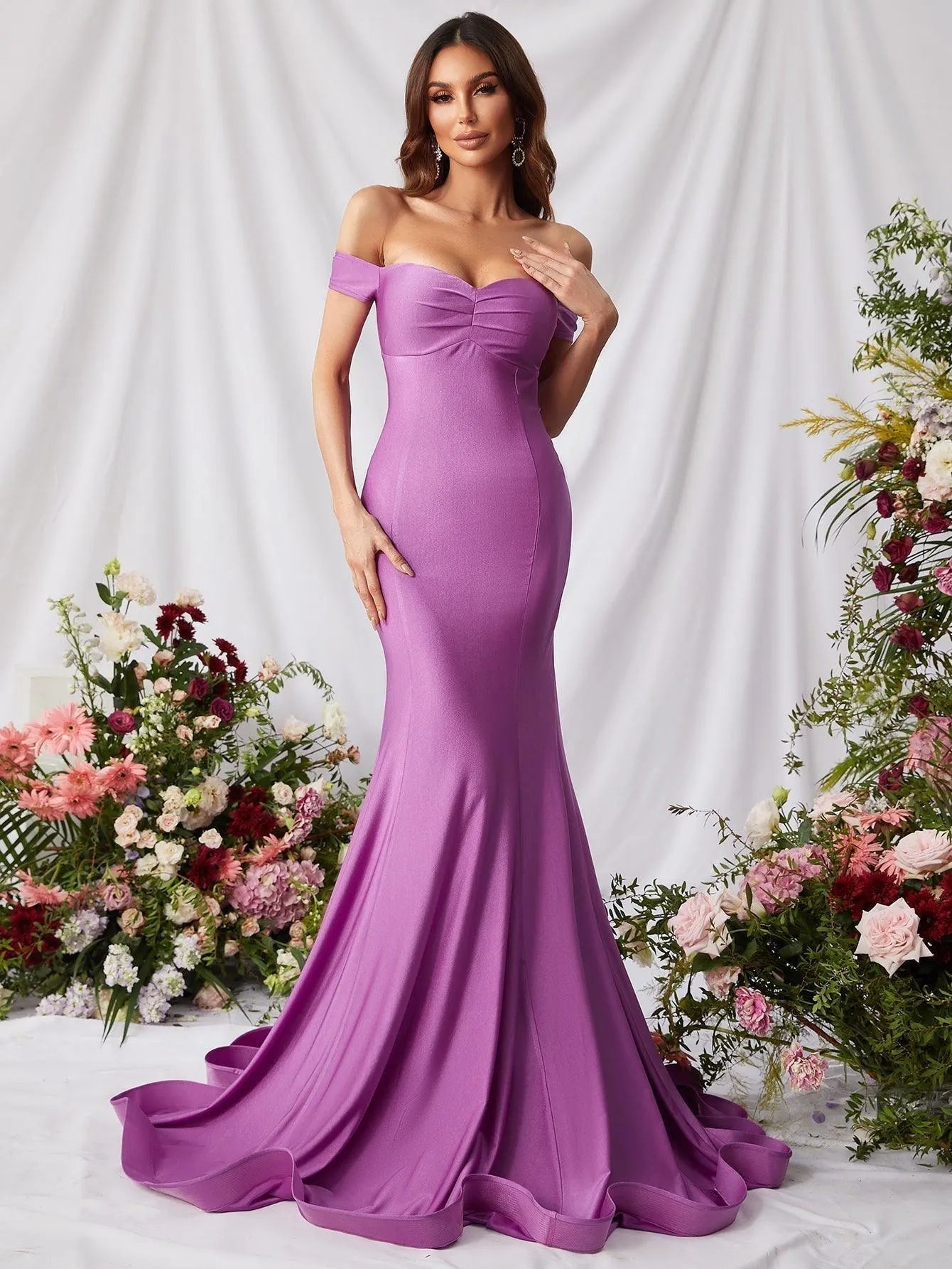 Elegant Off Shoulder Mermaid Hem Prom Dress