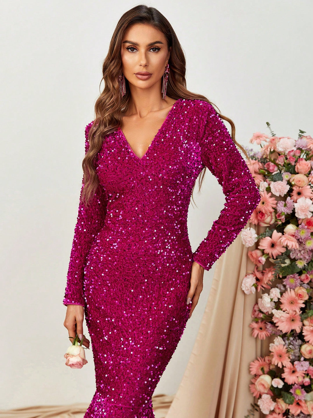 Elegant V Neck Long Sleeve Sequin Prom Dresses