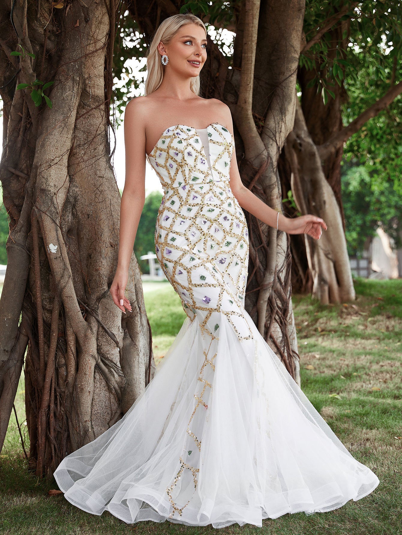 Mesh Insert Mermaid Hem Sequin Tube Wedding Dress