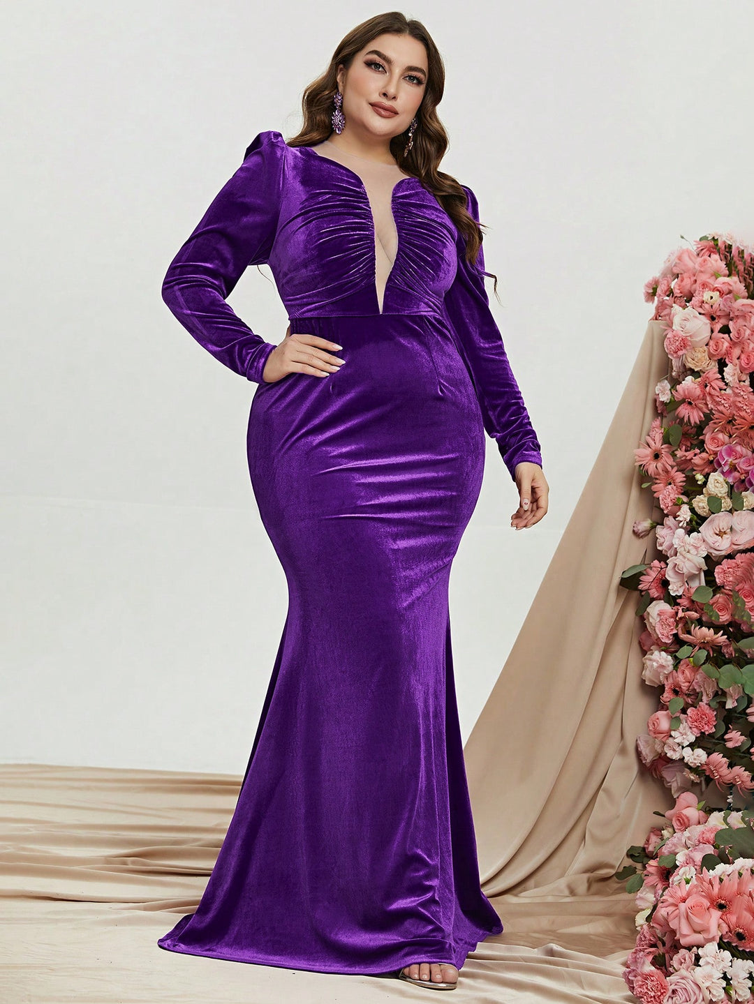 Plus Mesh Insert Ruched Velvet Mermaid Dresses