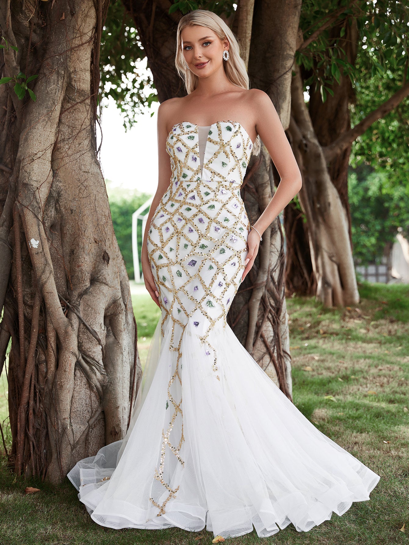 Mesh Insert Mermaid Hem Sequin Tube Wedding Dress