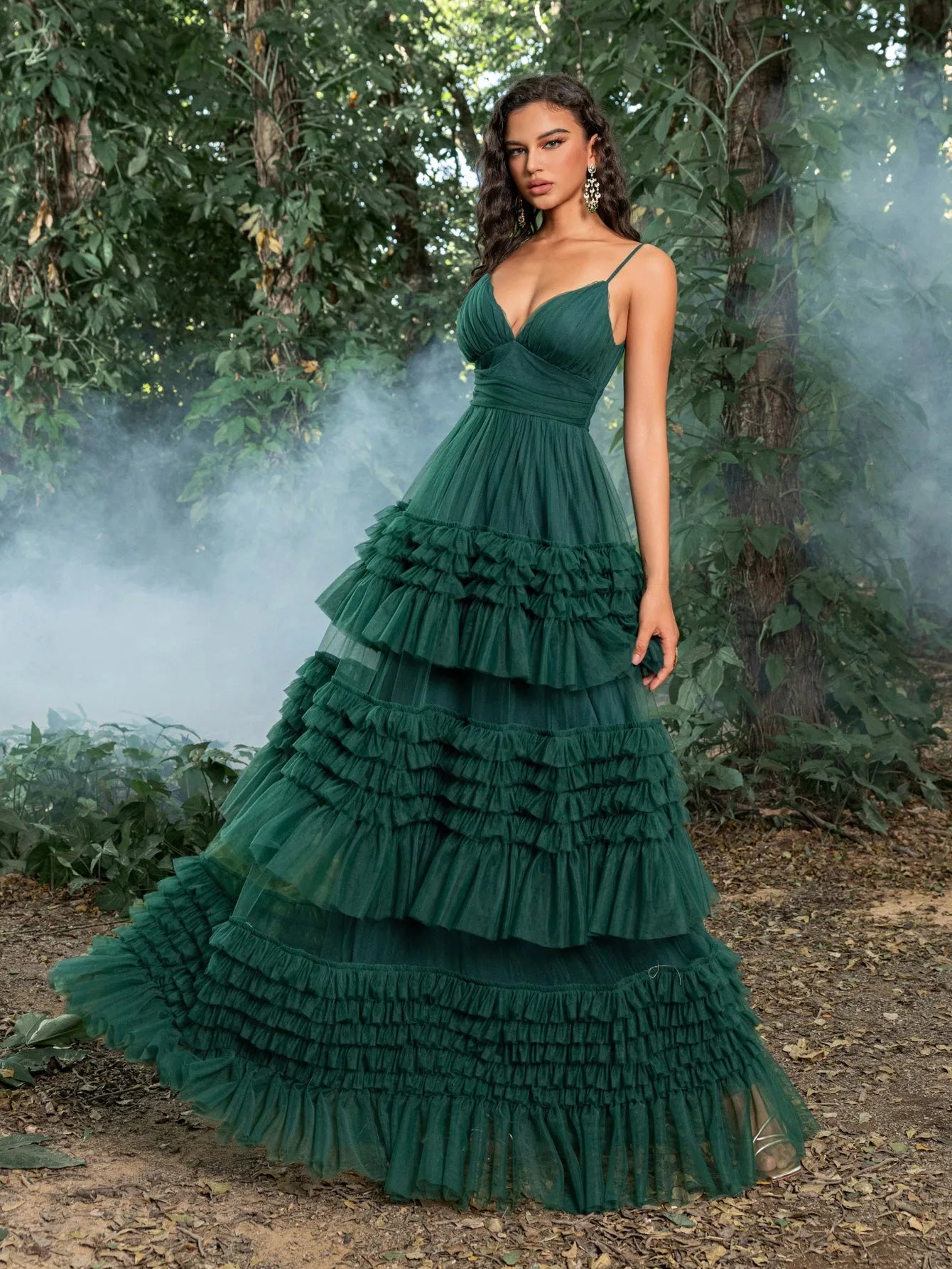 Gorgeous Plunging Neck Tiered Tulle Slip Prom Dress