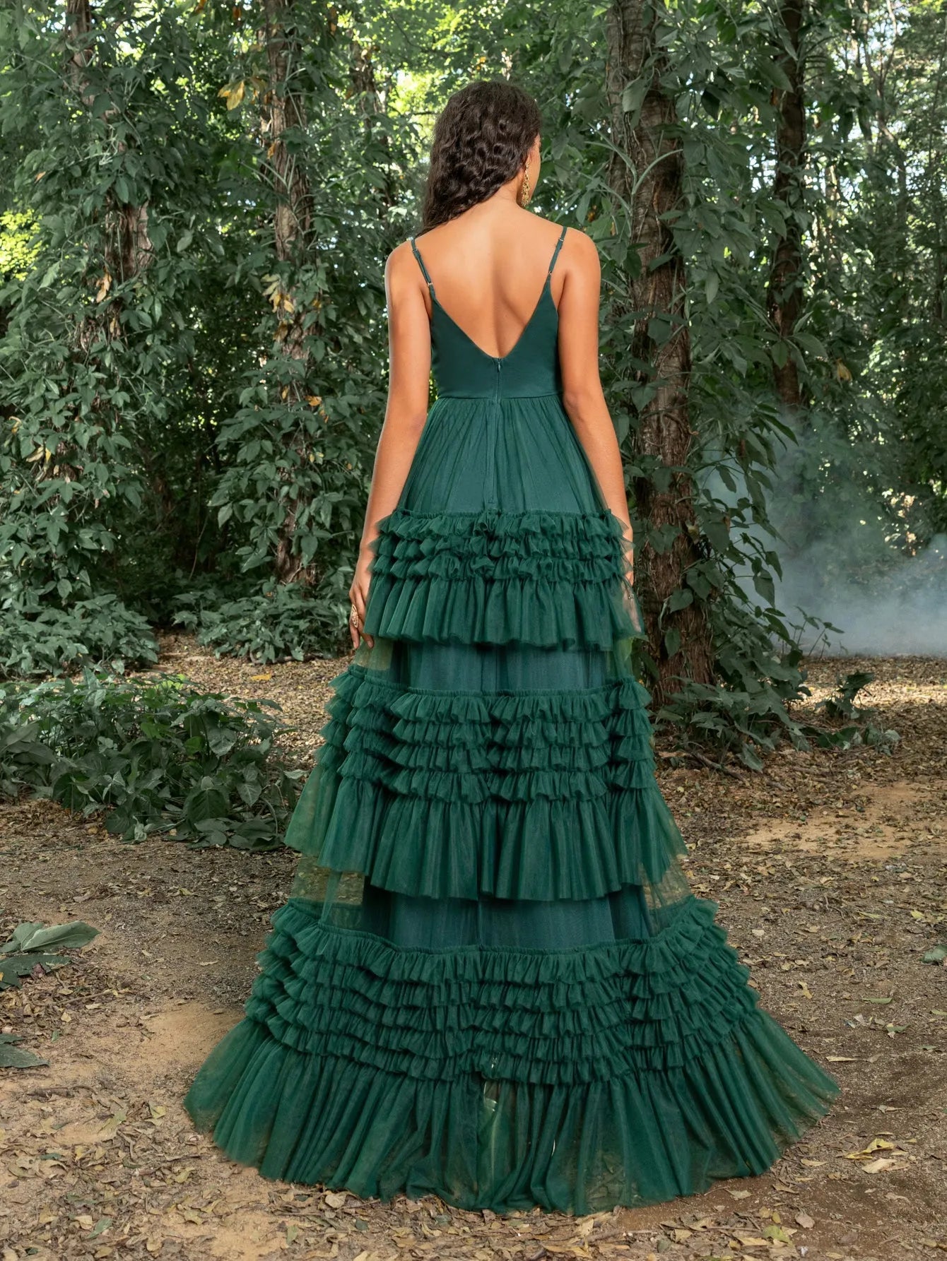 Gorgeous Plunging Neck Tiered Tulle Slip Prom Dress