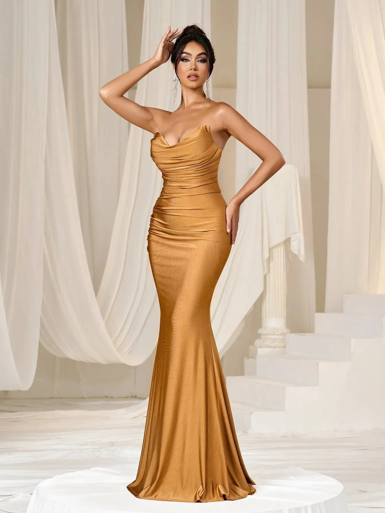 Elegant Solid Strapless Mermaid Hem Evening Dress