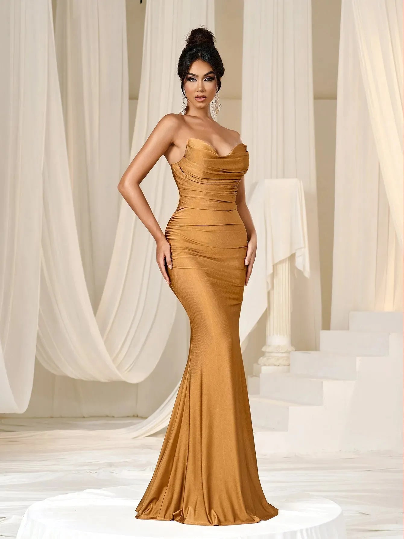 Elegant Solid Strapless Mermaid Hem Evening Dress