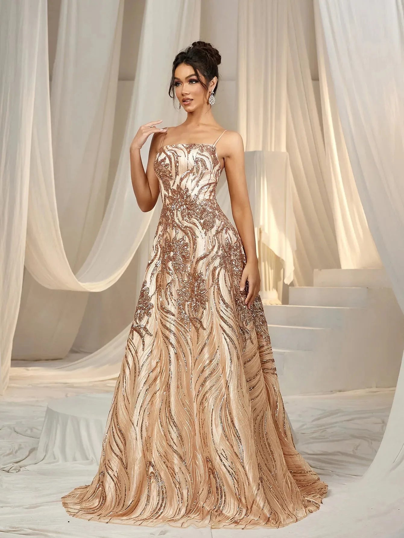 Elegant Spaghetti Straps Graphic Sequin Formal Prom Dress