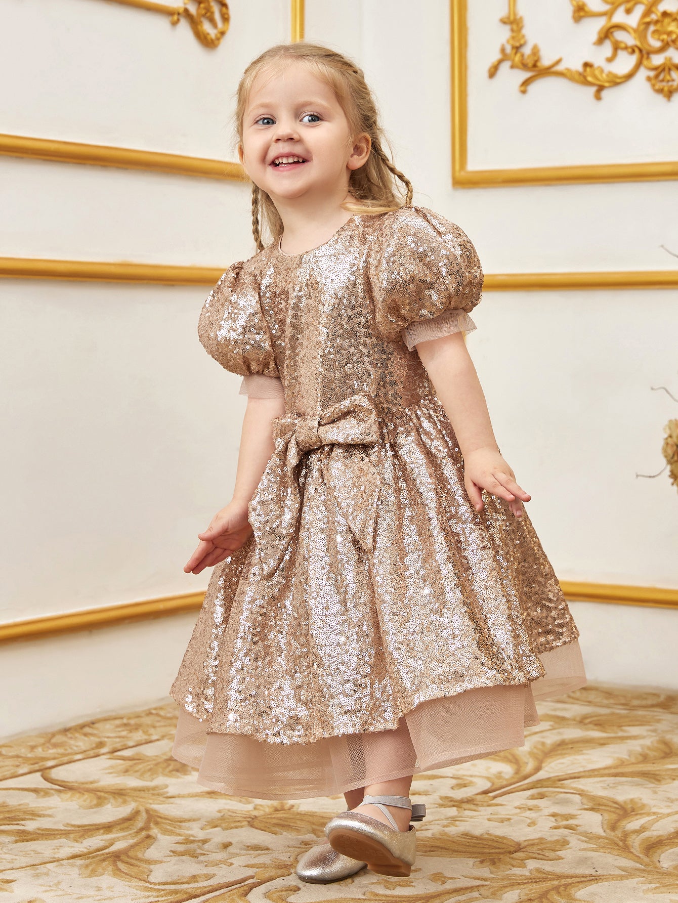 Young Girls' Cute Bow Front Puff Sleeve Sequin Party Dress