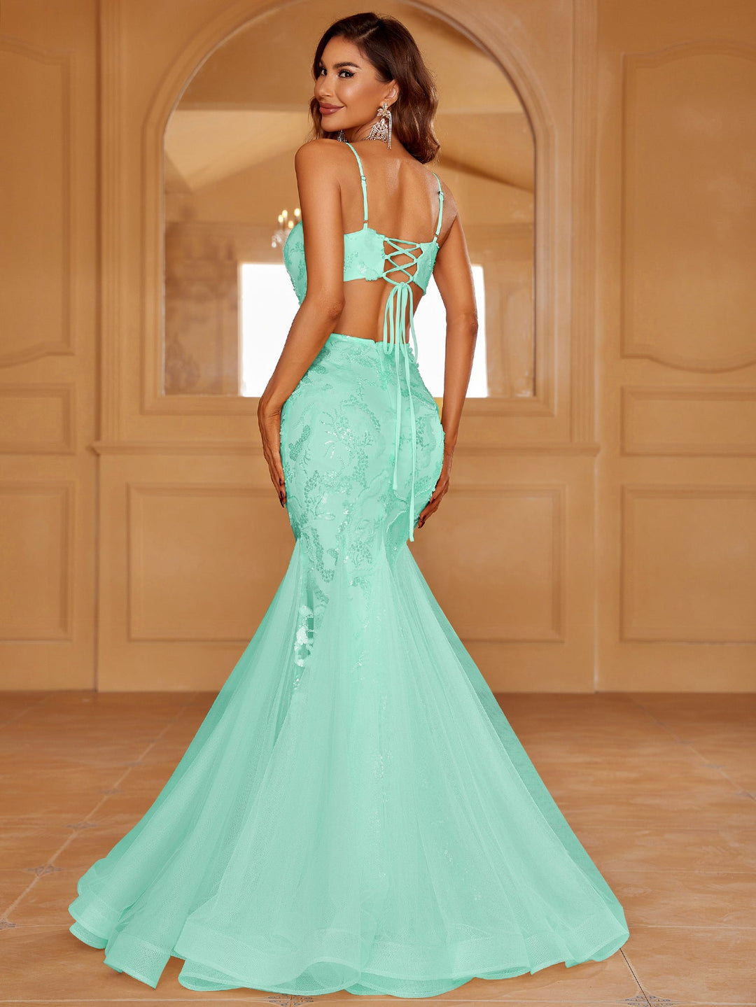 Spaghetti Strap Lace Up Backless Sequin Mermaid Dresses