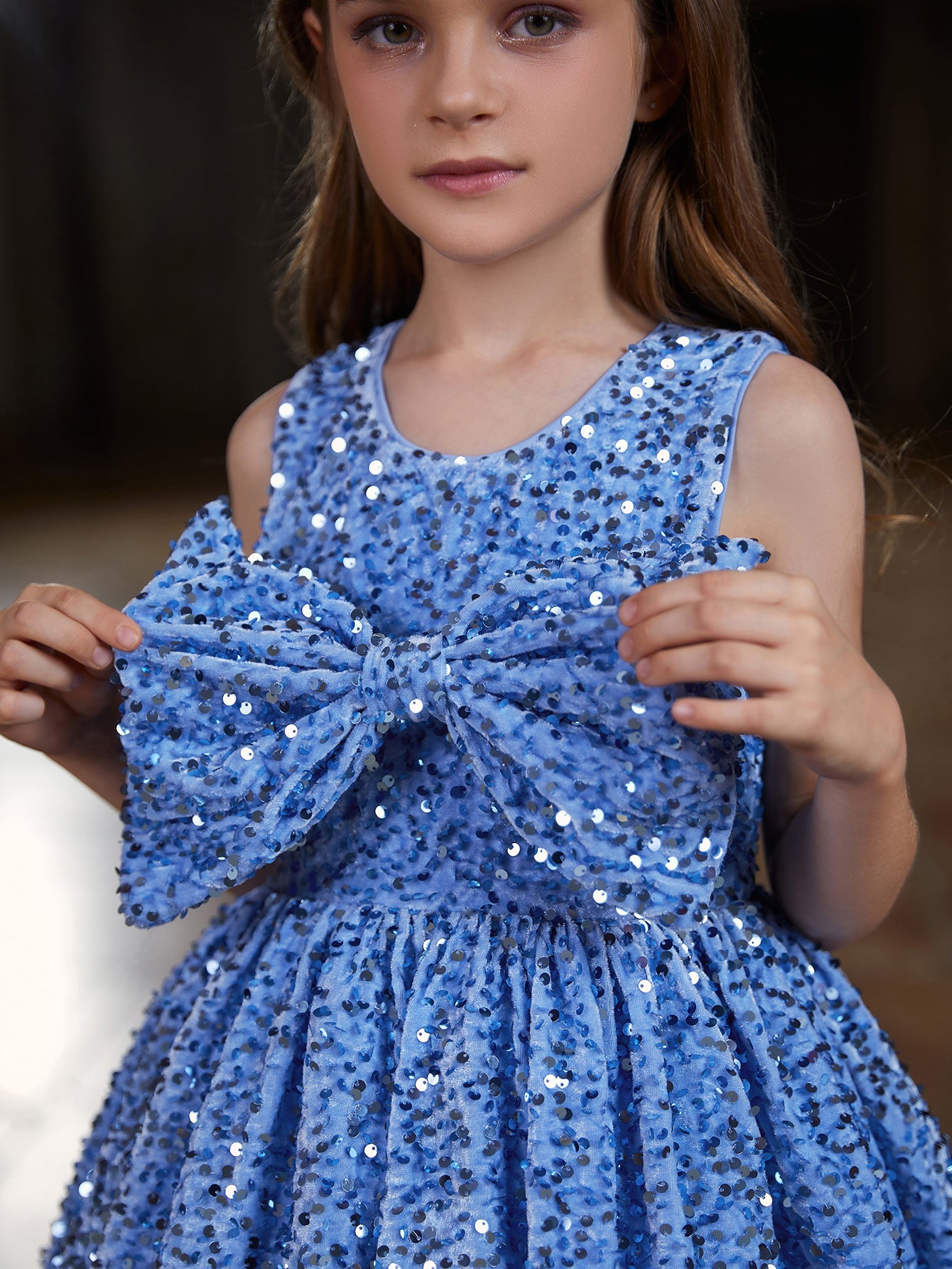 Girl's Cute Sleeveless Bow Front Sequin Party Dress