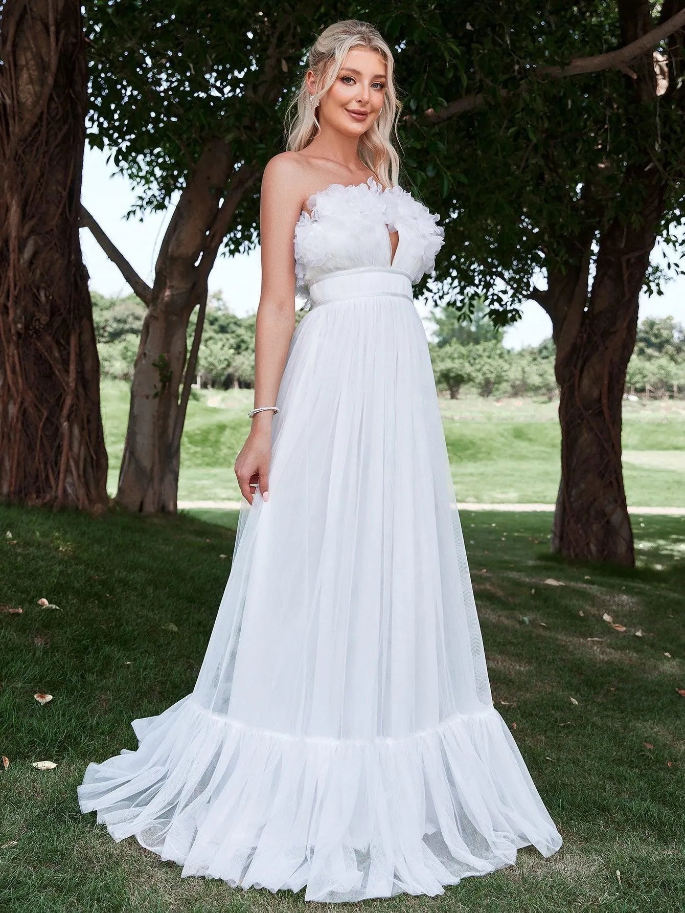 Floral Trim Layered Hem Mesh Tube Wedding Dress