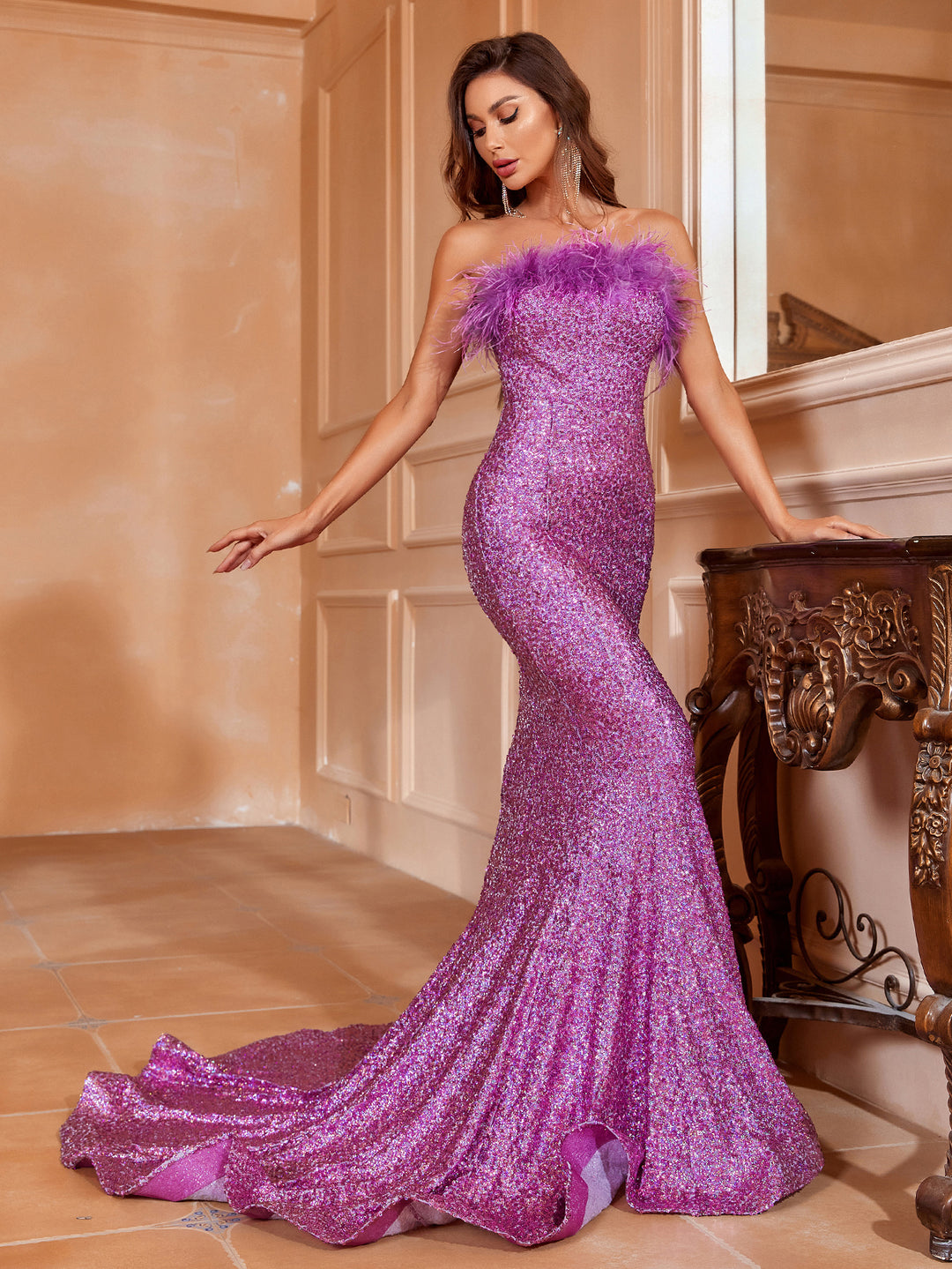 Feather Decor Sequin Mermaid Hem Tube Dress