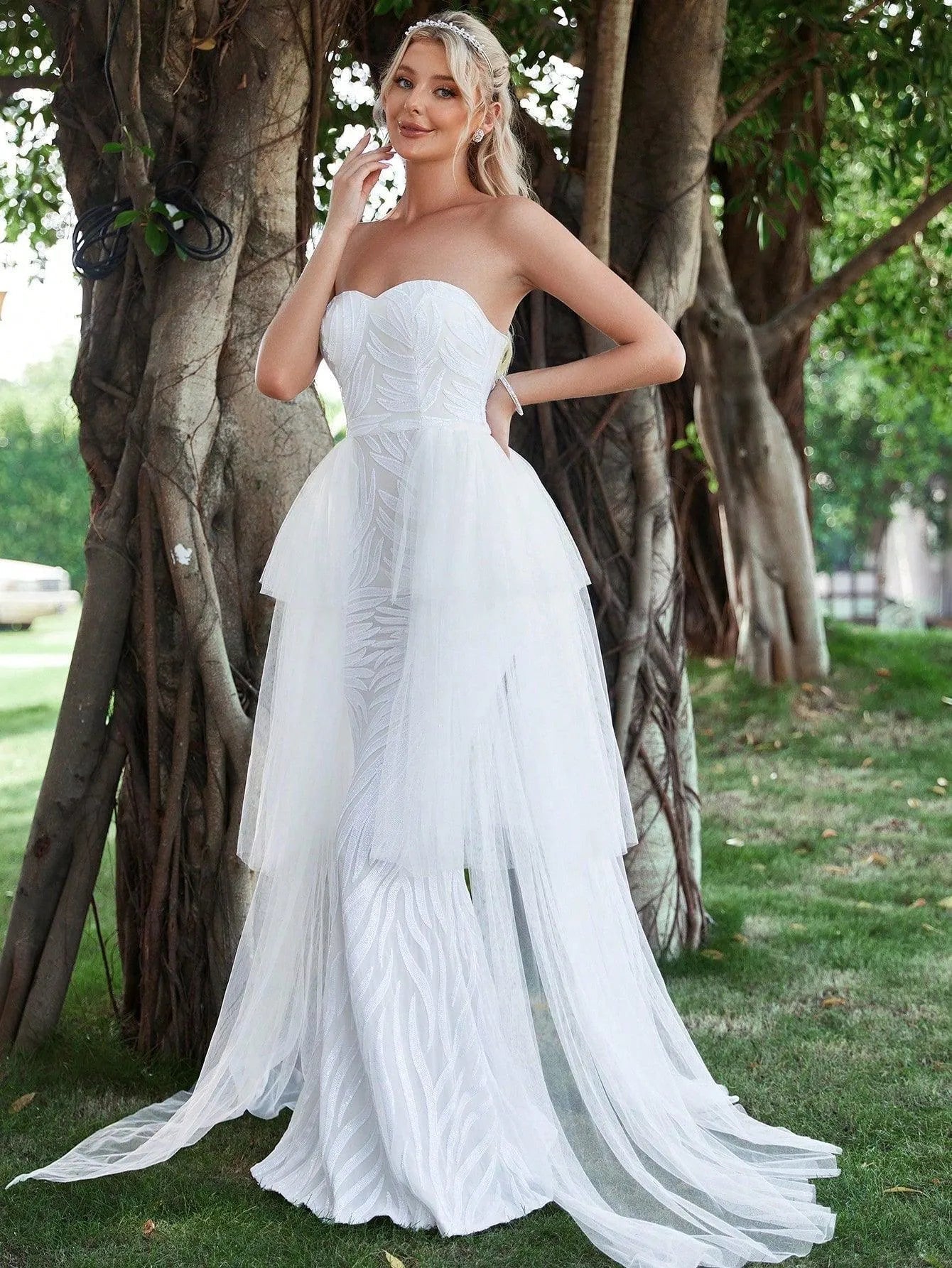 Contrast Mesh Mermaid Hem Sequin Tube Wedding Dress