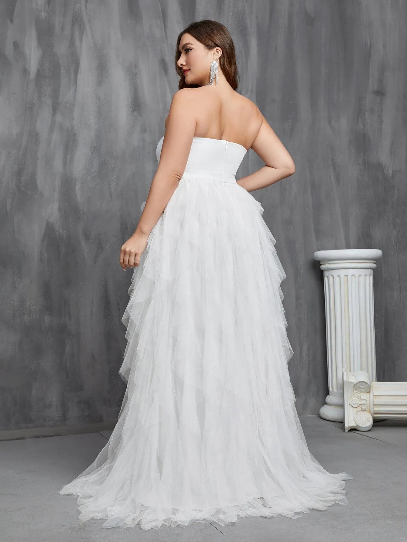 Plus Mesh Overlay Tube Wedding Dresses