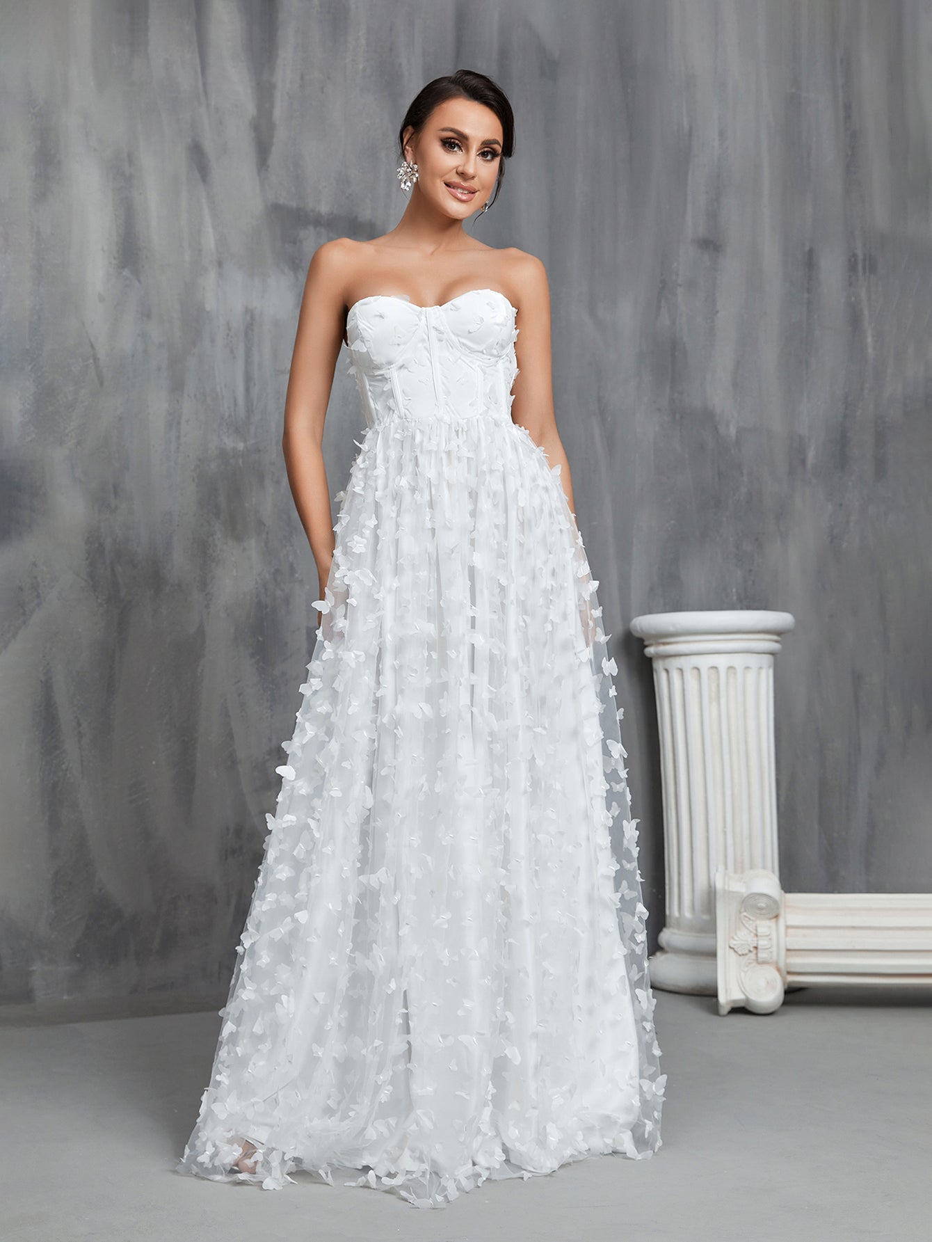 Appliques Detail Tube Wedding Dress