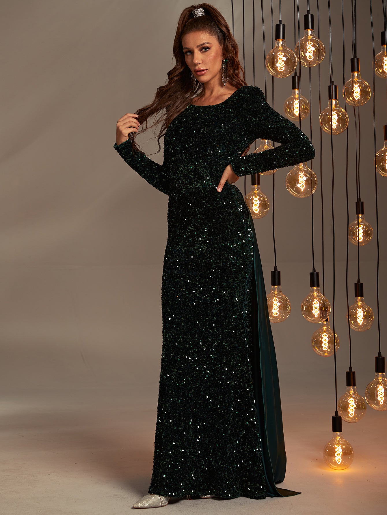 Elegant Round Neck Long Sleeve Sequin Mermaid Dresses