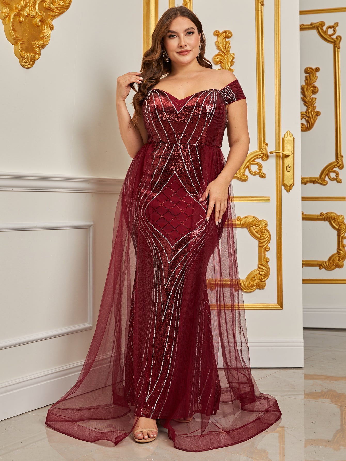 Plus Elegant Off Shoulder Sweetheart Mesh Panel Formal Dresses