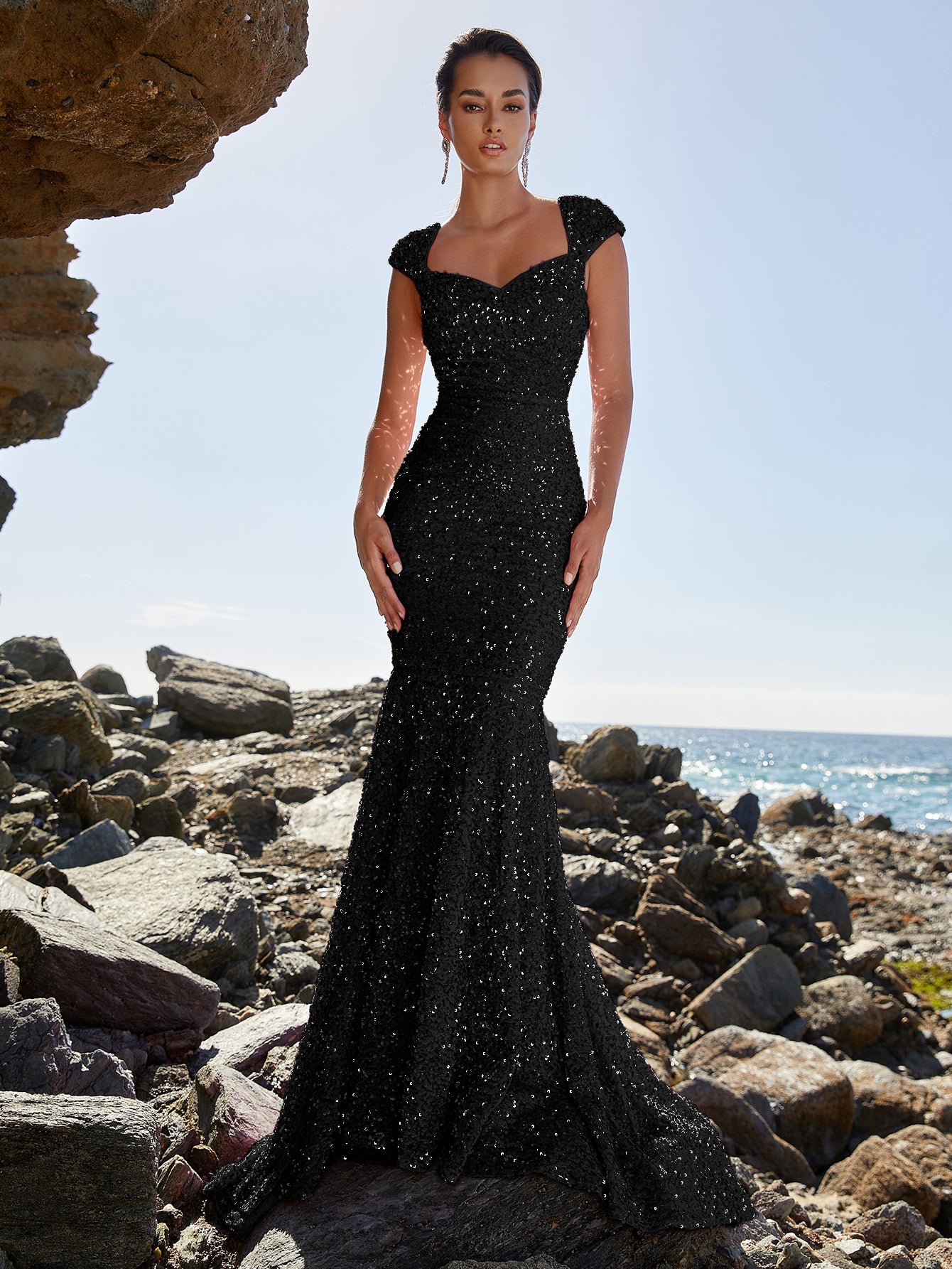 Elegant Black Sequin Sweetheart Prom Dresses