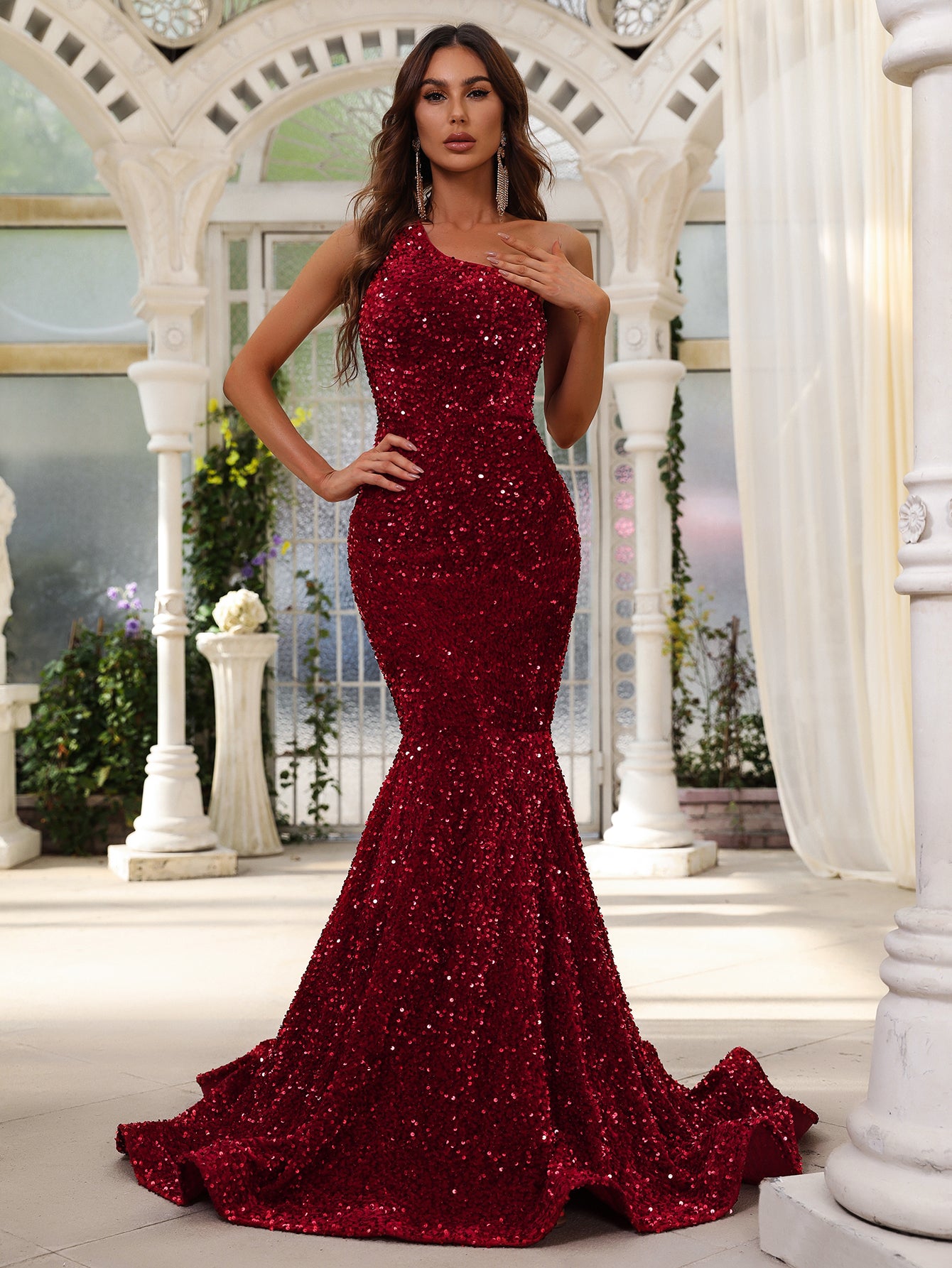 Elegant One Shoulder Sleeveless Sequin Mermaid Dresses