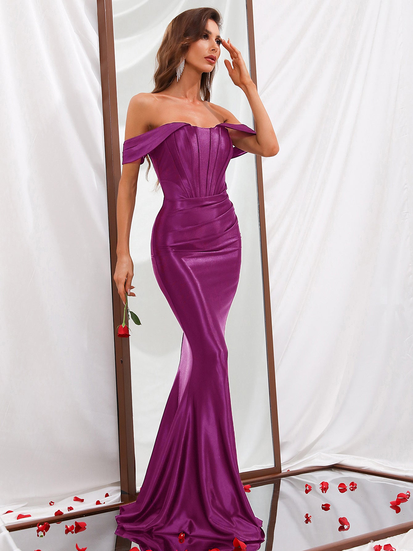 Elegant Off Shoulder Satin Pleated Mermaid Dresses