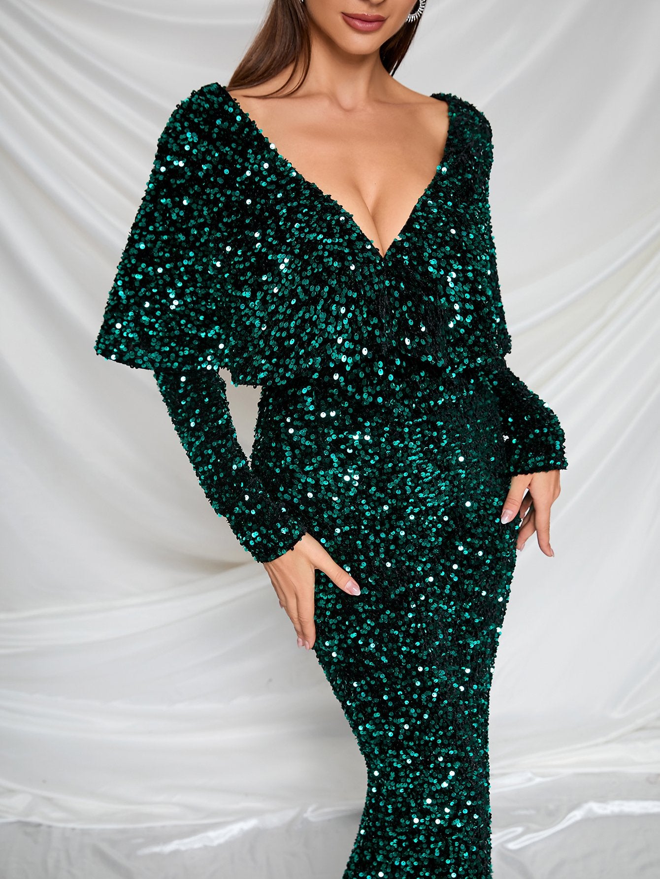 Elegant V Neck Long Sleeve Sequin Mermaid Dresses